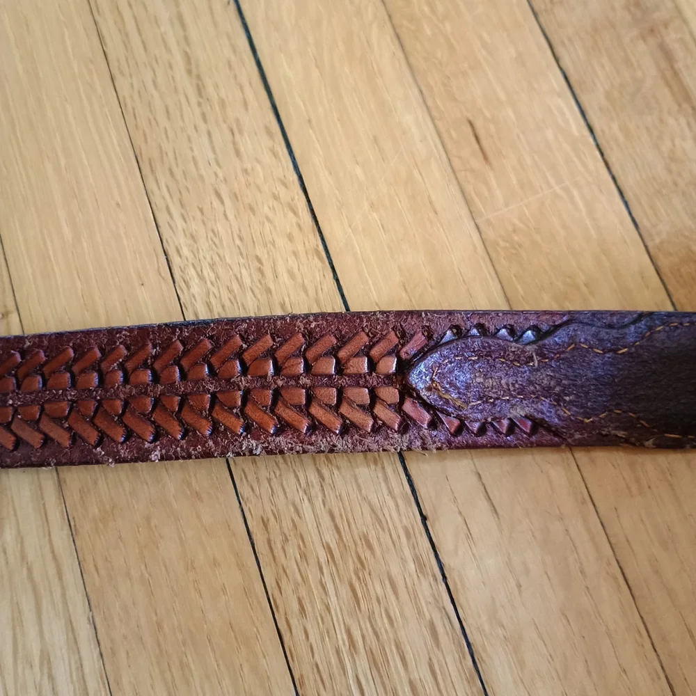 Vintage Levis Brown Braided Belt Womens Size 34 Brass Buckle Western
